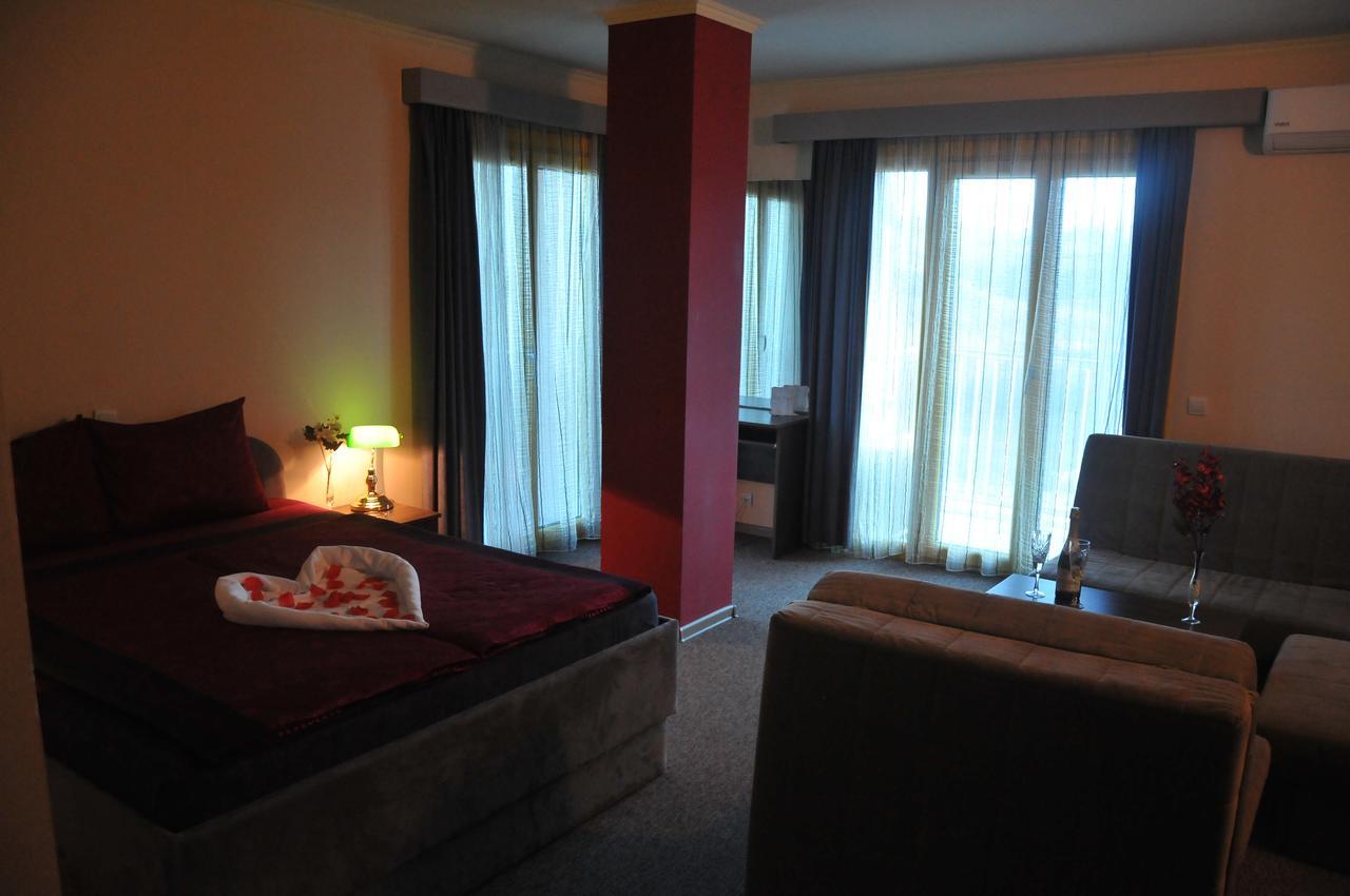 Hotel Vidikovac นิส ภายนอก รูปภาพ
