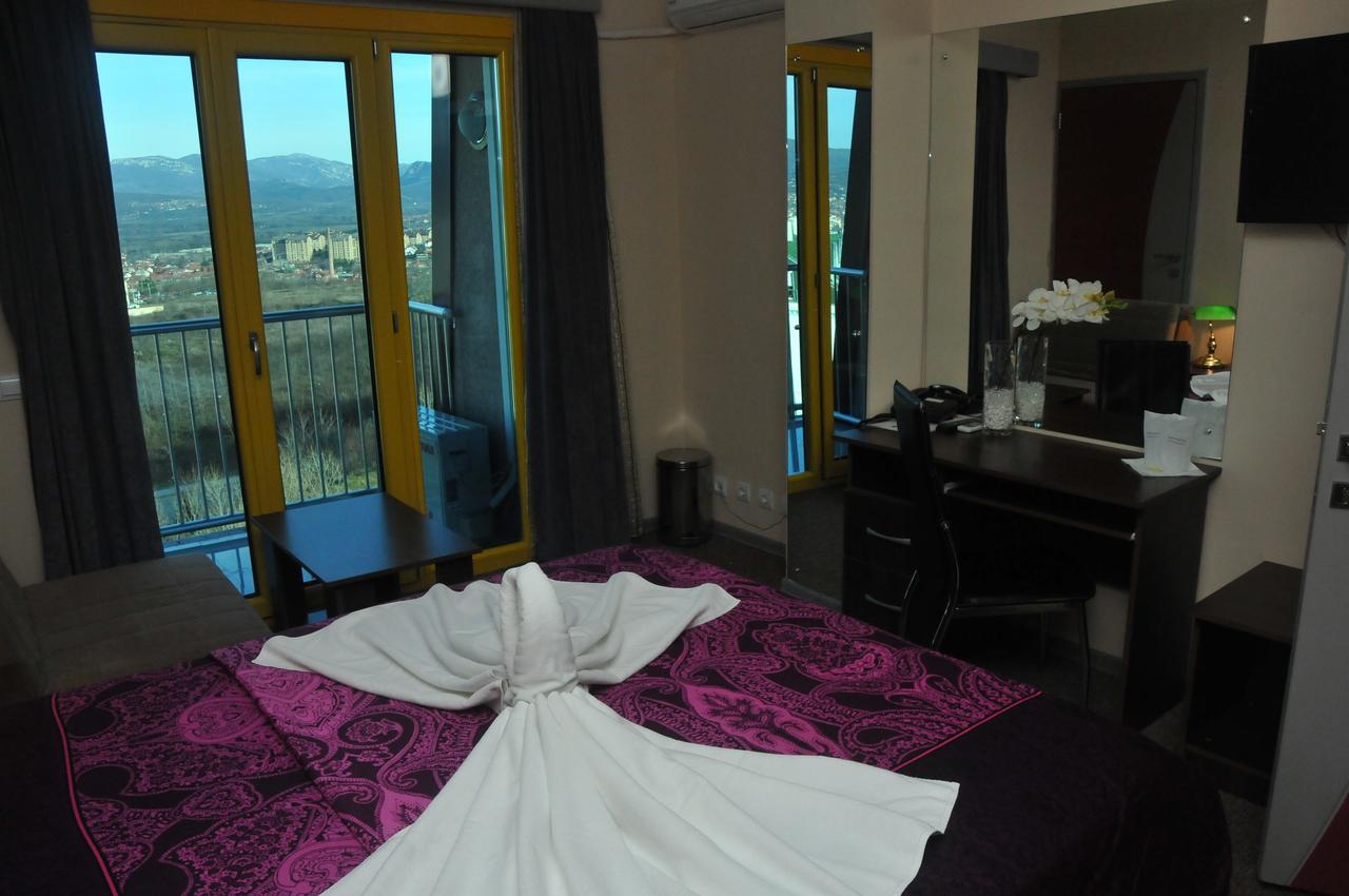 Hotel Vidikovac นิส ภายนอก รูปภาพ